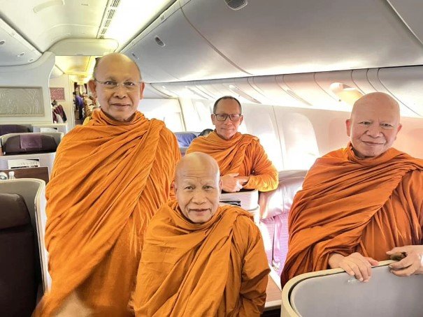 อดีตพระพรหมเมธี