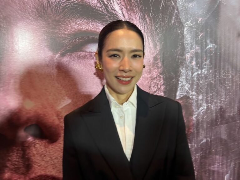 โดนัท มนัสนันท์