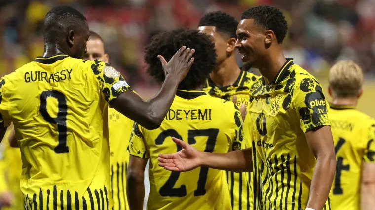 ดอร์ทมุนด์ vs มึนเช่นกลัดบัค