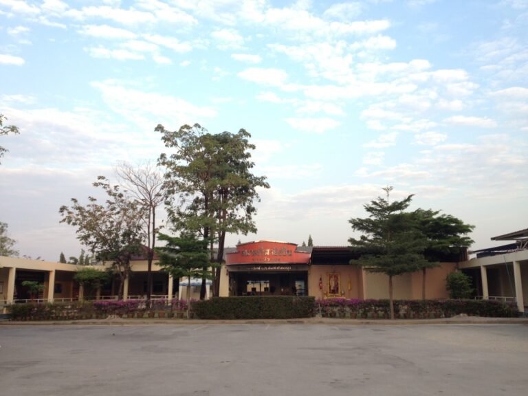 สนามยิงปืน บางบัวทอง